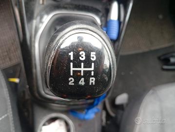 Cambio manuale 5 marce Ford b max anno 2013 998 be