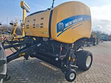Rotopressa New Holland RB 150 SuperFeed