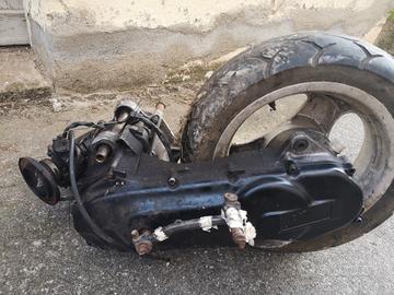 blocco motore ovetto mbk