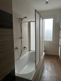 Vasca Da Bagno BluBleu con Rubinetteria GROHE