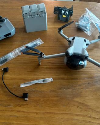 Dji Mini Pro 4 + RC-N2 + 3 batterie