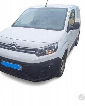 CITROEN Berlingo IV 1.6 BlueHDI paraurti anteriore