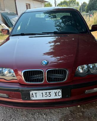 BMW  318!  E46