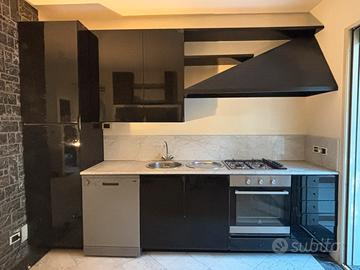Cucina completa 315 cm con elettrodomestici