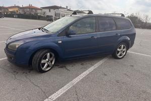 FORD FOCUS 1.6 TDI