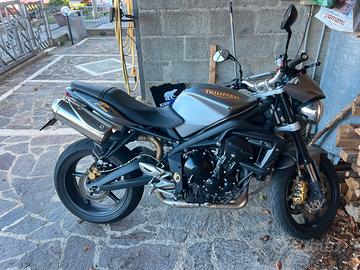 Triumph street triple 675r