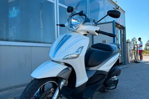 Piaggio Beverly 350 Sport Touring i.e. ABS/ASR