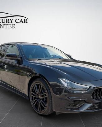 Maserati Ghibli 3.0 V6 ds Gransport Nerissimo 250c