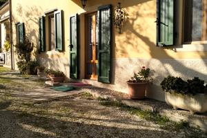 Appartamento nelle campagne di Cecina,Larciano-PT