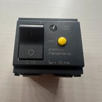 Interruttore magnetotermico