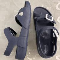 Scarpe mare o piscina da bambino