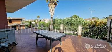 Appartanvilla 60mq con terrazza a Fondachello