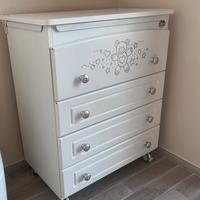 Fasciatoio e lettino