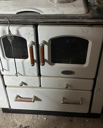 Cucina a legna