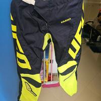 Abbigliamento enduro e pantaloni moto