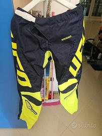 Abbigliamento enduro e pantaloni moto