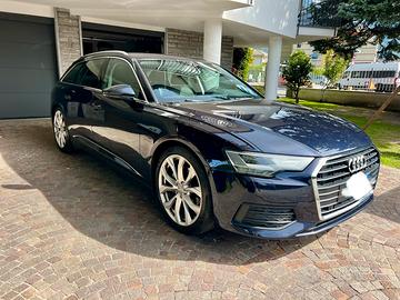 Audi A6 40TDi  S tronic Business + gancio traino