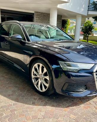 Audi A6 40TDi  S tronic Business + gancio traino