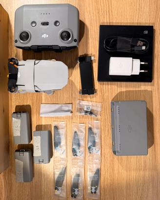 DJI Mini 2 Fly More Combo - pari al nuovo