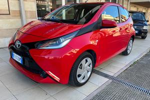 Toyota Aygo 1.0 VVT-i 69 CV 5 porte x-play