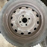 4 Pneumatici gomme invernali + cerchi 165/60 R14