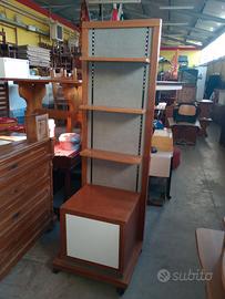 Mobile Espositore con Ruote