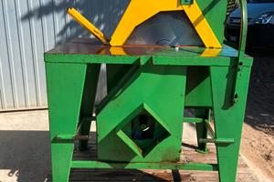 Sega circolare a Gardano