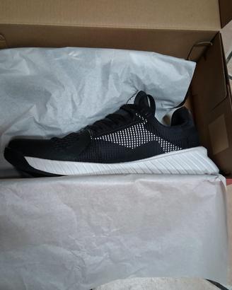 Scarpe reebok - 41 - usate 1 volta, come nuove