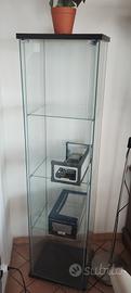VETRINA IKEA
