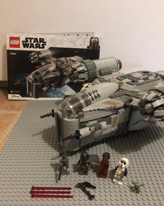 LEGO - Star Wars - 75292 - The Razor Crest