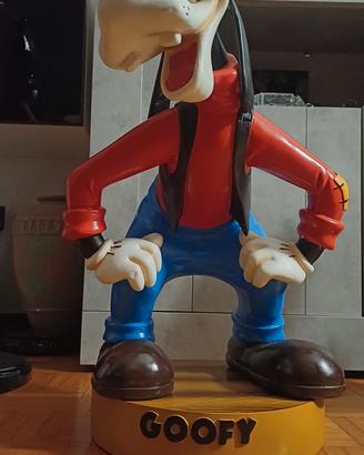 statua Pippo goofy
