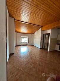 Trilocale vista lago a Sale Marasino