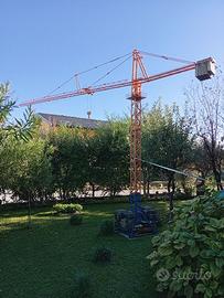 Gru in scala 1:10 interamente di metallo massiccio