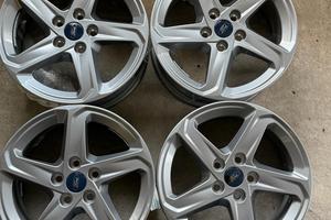 Cerchi in lega Ford da 16 pollici 5 fori