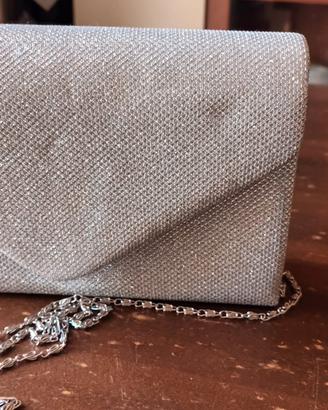 Pochette.