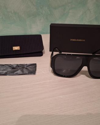 Occhiali da sole Dolce&Gabbana - Set completo