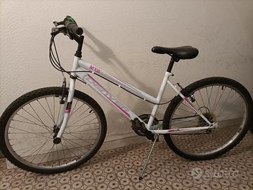 Mountain bike per bambina/ragazza