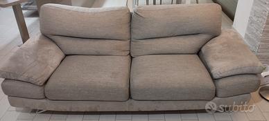 divano 3 posti grigio 