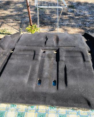 Moquette sagomata sedili 3a fila Ford