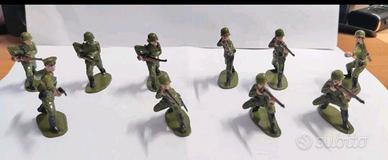 10 Soldatini Fanteria Tedesca WW II Cloni Airfix 1