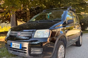 Fiat Panda 4X4 Climbing