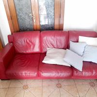 divano in vera pelle 