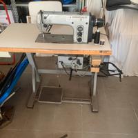 Macchina per cucire durkopp adler