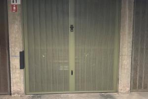 BOX AUTO - PIAZZA ATTIAS, LIVORNO