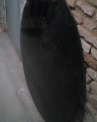 Tavolo di vetro ornamentale