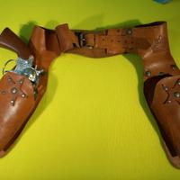 Cinturone giocattolo anni60 Cowboy con pistola