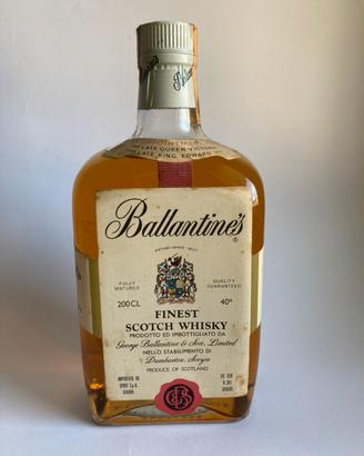 Bottiglia vintage da 2 L whisky Ballantine’s