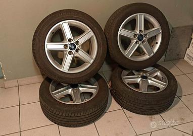 Kit 4 Cerchi in Lega Pneumatici Estivi Bridgestone