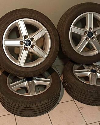 Kit 4 Cerchi in Lega Pneumatici Estivi Bridgestone