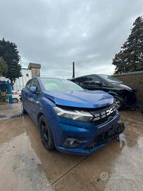 DACIA SANDERO STREETWAY ANNO 2023 1.0 BENZINA DISP